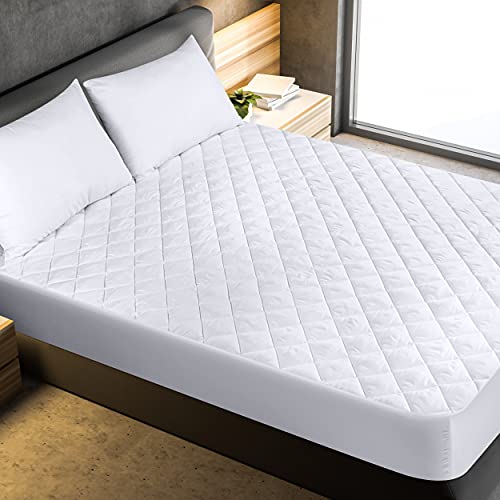 Utopia Bedding Quilted Fitted Mattress Pad (Twin) - Elastic Fitted Mattress Protector - Mattress Cover Stretches up to 16 Inches Deep - Machine Washable Mattress Topper