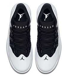 Nike Air Jordan Max Aura
