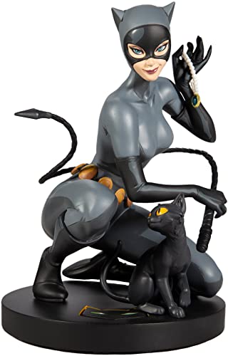 McFarlane Toys Catwoman Statue - Limited Edition Catwoman statue by Stanley "Artgerm" Lau.