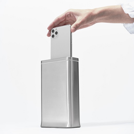 simplehuman Cleanstation phone sanitizer with sleek design, sanitizing phone with UV-C light.