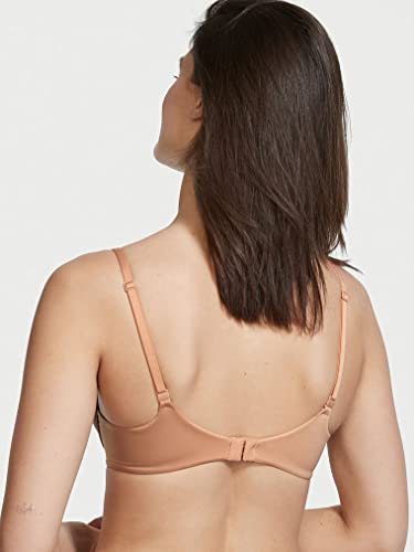lose-up of Victoria's Secret Body by Victoria Push-Up Bra - Showcasing delicate lace detailing.