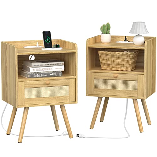 SUPERJARE Nightstands Set of 2, Rattan Nightstands with Charging Station & PE Rattan Decor Drawer, Bed Side Tables with Solid Wood Feet, End Table, Night Stands, for Bedroom, Dorm - Natural